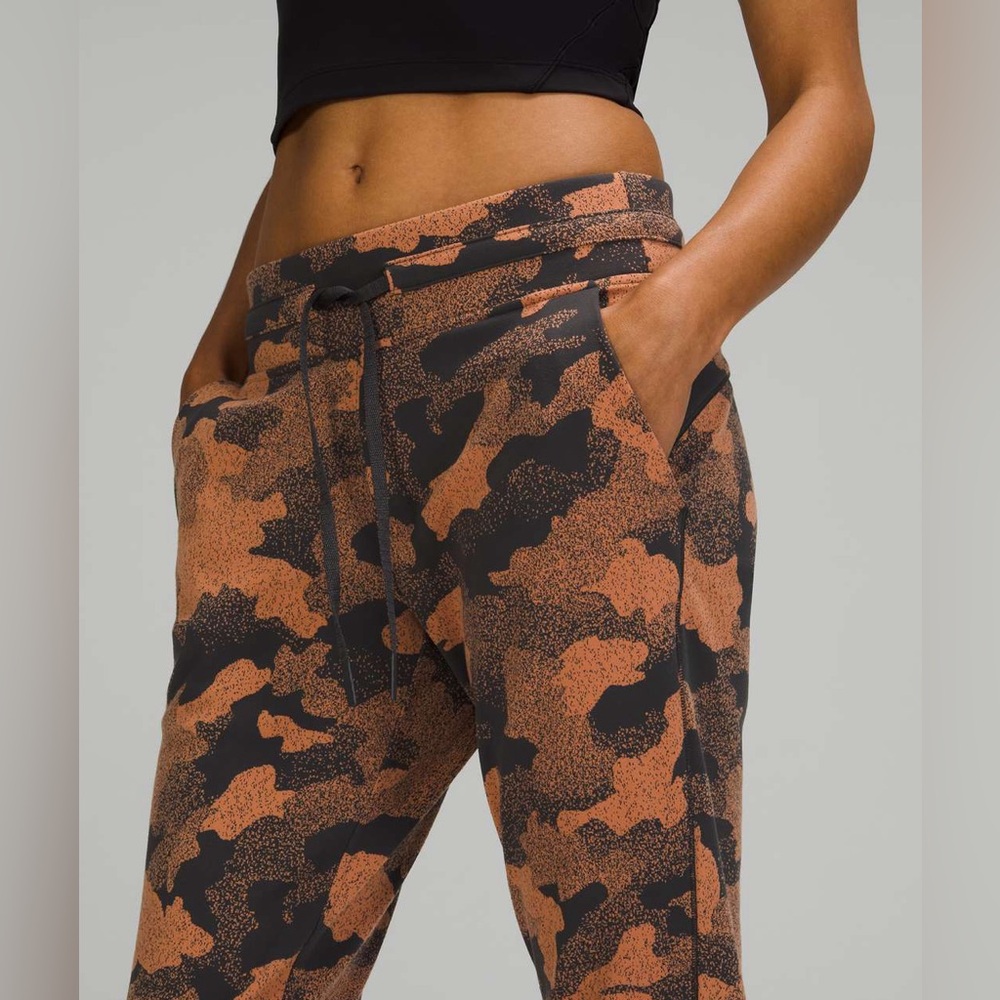 Lululemon Ready to Rulu Jogger 29" in Heritage Speckle Camo Jacquard Size 2